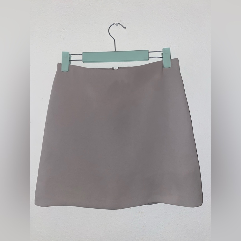 wilfred aritzia Women’s Size 2 Mini Gray Skirt Boho Capsule Wardrobe